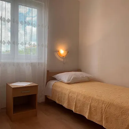 Nevenka P. Silo (Krk)